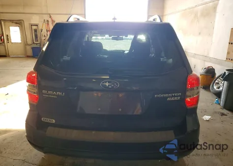 2015 Subaru Forester 2.5I Limited z USA, uszkodzony, nr VIN JF2SJARC1FH557486